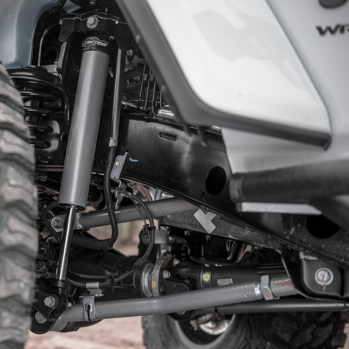 2.5in Monotube Front Shock D3523