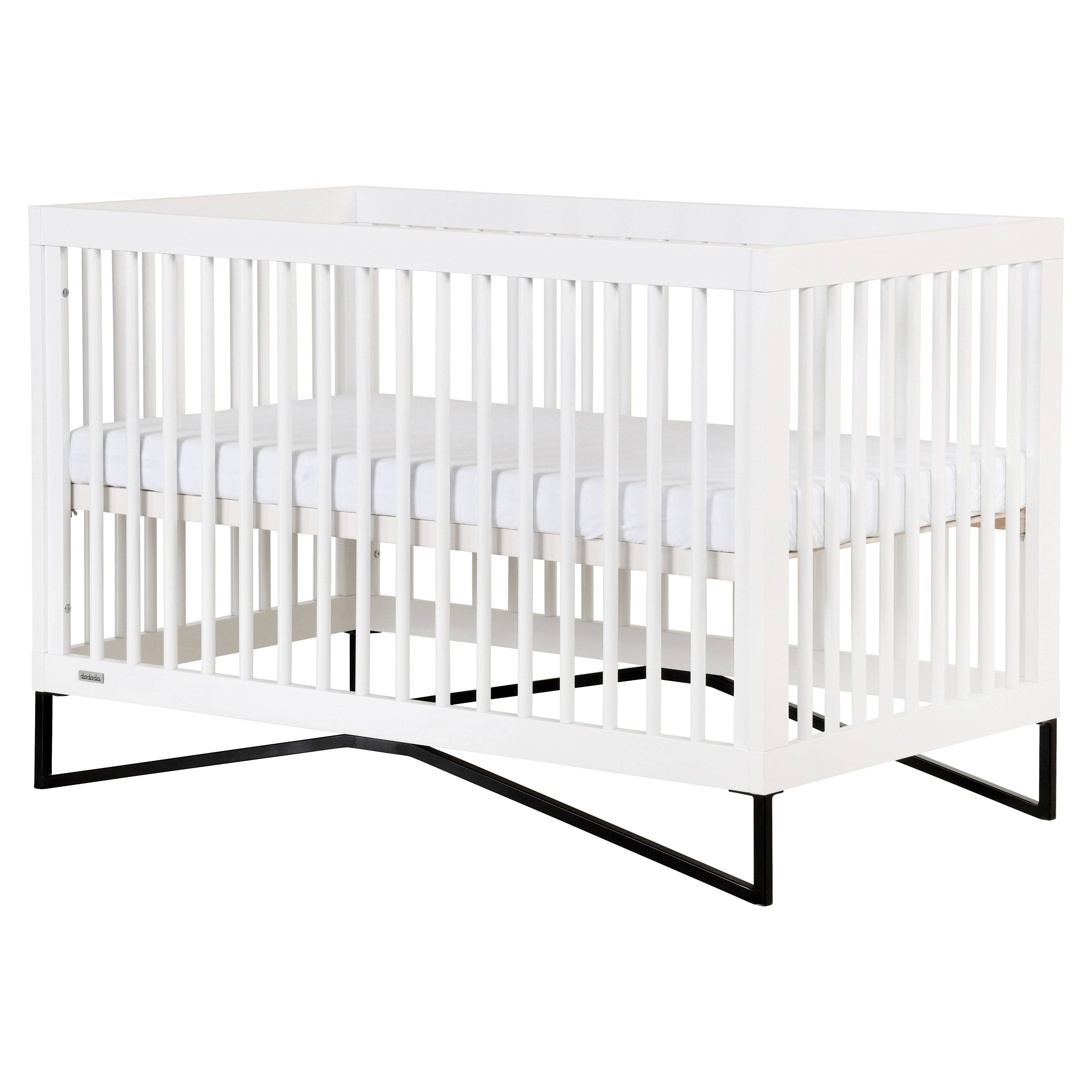 3-in-1 Convertible Crib White/Black Q126