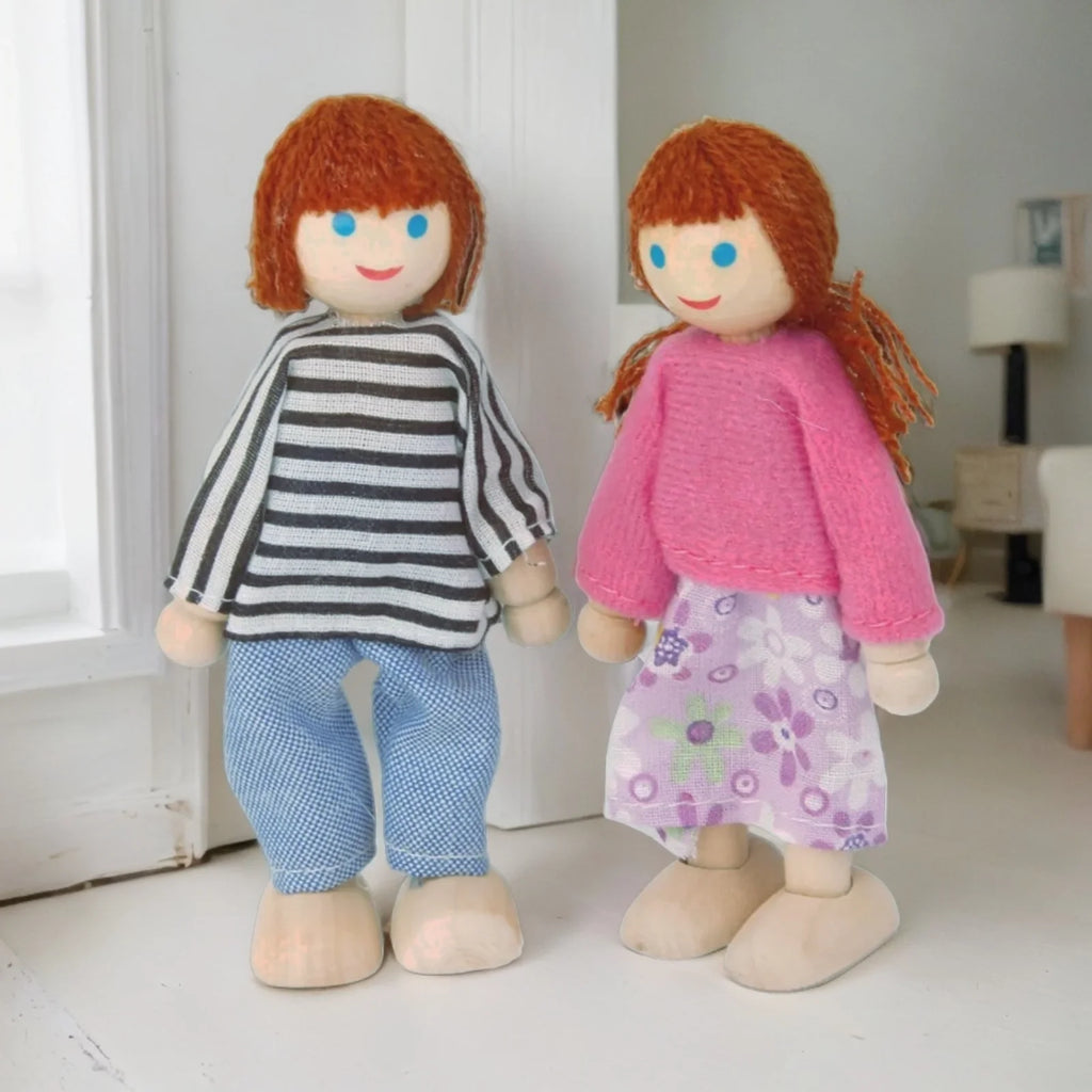 6-Pieces Wooden Doll Family for Dollhouse, 1:12 Scale S52850