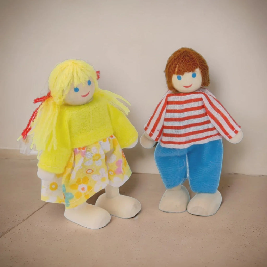 6-Pieces Wooden Doll Family for Dollhouse, 1:12 Scale S52850