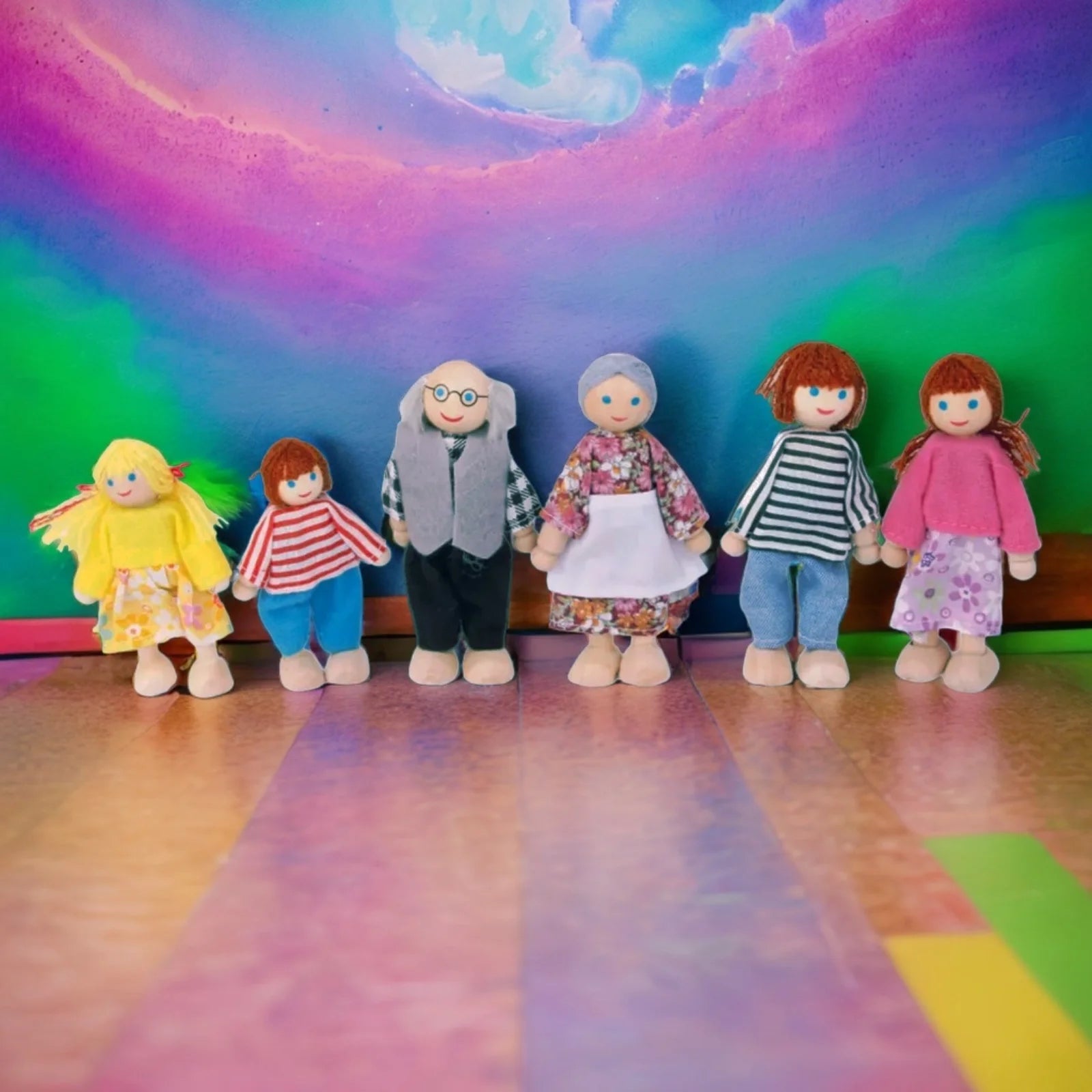 6-Pieces Wooden Doll Family for Dollhouse, 1:12 Scale S52850