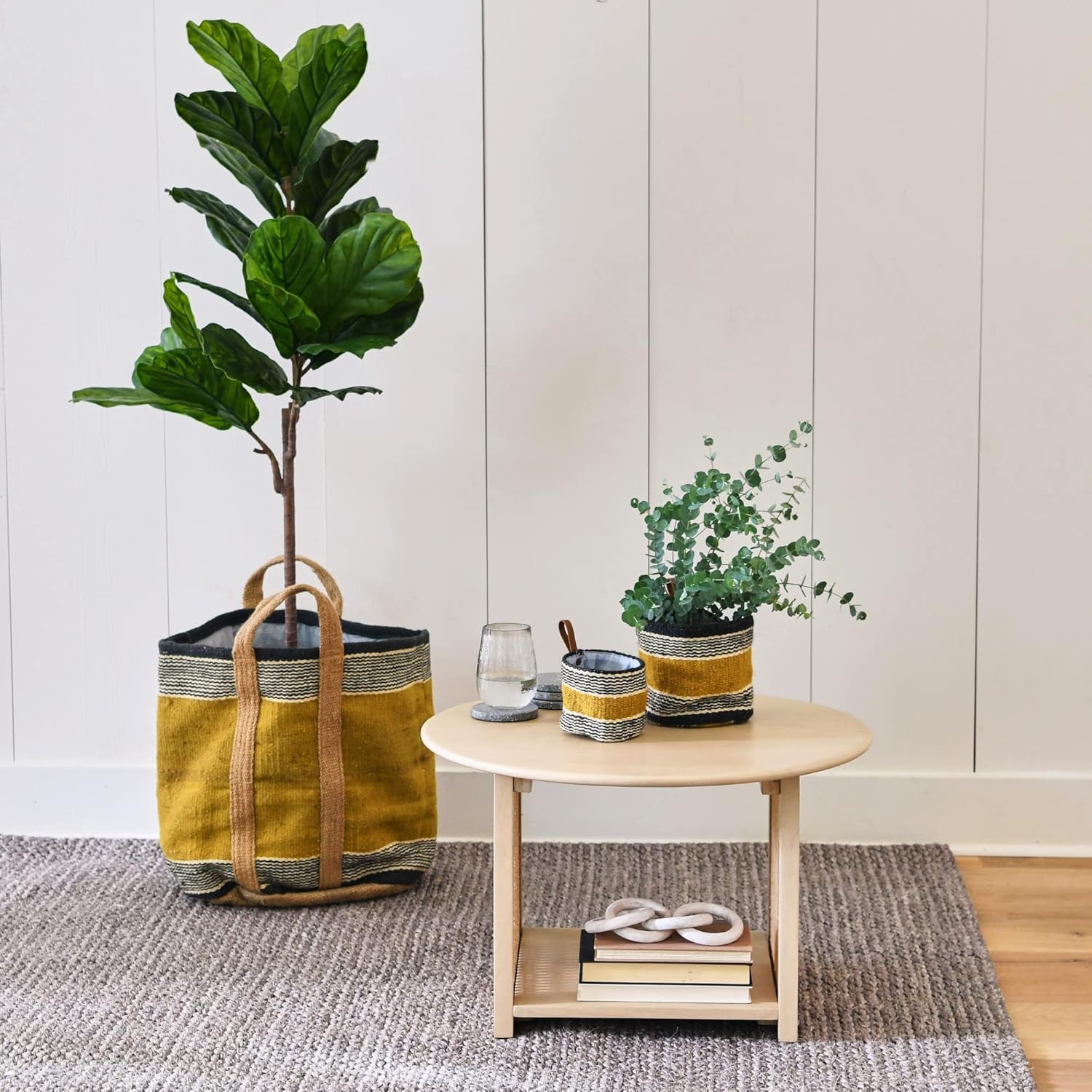 Natural Cane and Solid Mango Wood Round Coffee Table N8512