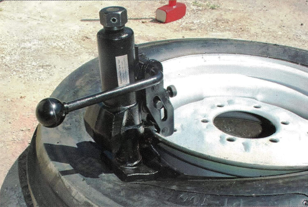 Tire Bead Breaker Manual Tool for Heavy Duty Tires E77522