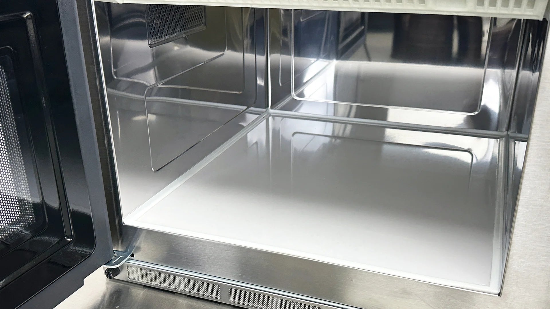 1800W Commercial Microwave Oven F1799