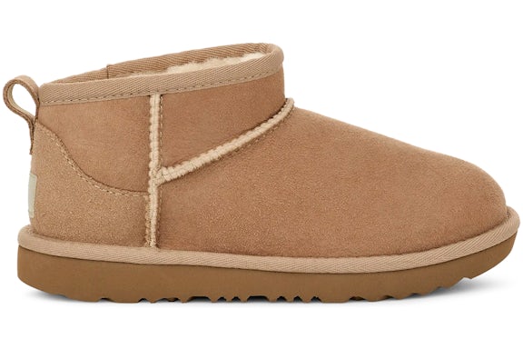 UGG Classic Ultra Mini Boot - Sand (Kids)