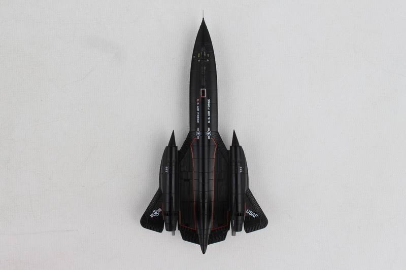 SR-71B 1/200 Aircraft A65156